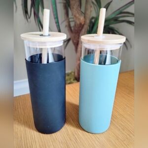 Glass Tumbler With Bamboo Lid And Straw. NWOT.